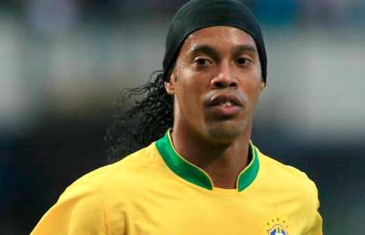 Brésil : Ronaldinho reste flou concernant son avenir