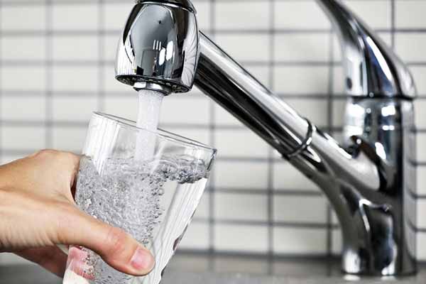 ندرة الماء ونوعيته يشغلان السكان والسلطات بتيزي وزو