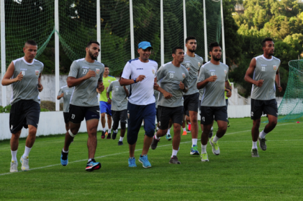 تشكيلة العميد تعود إلى جو التدريبات تحسبا لمباراة سطيف