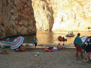 Plages de Sidna Youchaa et Barbadjan (Ghazaouet) «Baraka» et beauté cachée