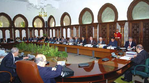 M. le Président de la République adopte le plan d'action du gouvernement