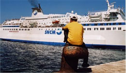 Nos jeunes et l'émigration clandestine : Que cherchent -ils et que fuient-ils '