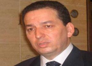 بن يونس ينهي ضبط 18 قائمة بالطارف                                    تحسبا لمحليات الشهر المقبل