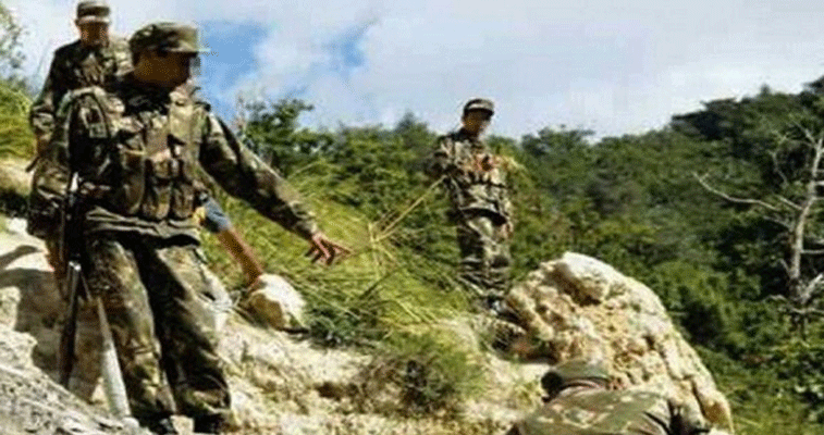 الدفاع تدعو من تبقى من الإرهابيين إلى استغلال الفرصة:الإرهابيان أبو دجانة والمثنى يسلمان نفسيهما بجيجل