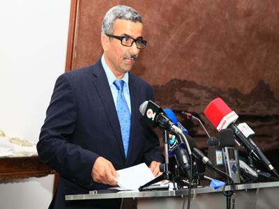 Le professionnalisme en question                                    Rencontre entre le ministre de la jeunesse et des Sports et les clubs professionnels