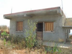 مير المشروحة بسوق أهراس يوزّع أراض محل نزاع على أقربائه