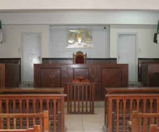 الحكم على زعيم الطائفة الأحمدية في الجزائر ب6 أشهر حبسا غير نافد