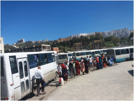 المحطة البرية بسكيكدة: ضيق المساحة و الأوساخ ينغصان يوميات الناقلين و المسافرين