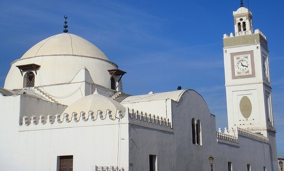 Affaires religieuses : trois arrêtés relatifs au Saint Coran, aux mosquées et à El Adhan publiés dans le JO
