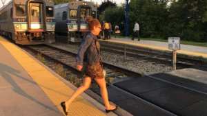 بعد حادث الأمس المروع.. سلامة الركاب في محطات القطار أولوية