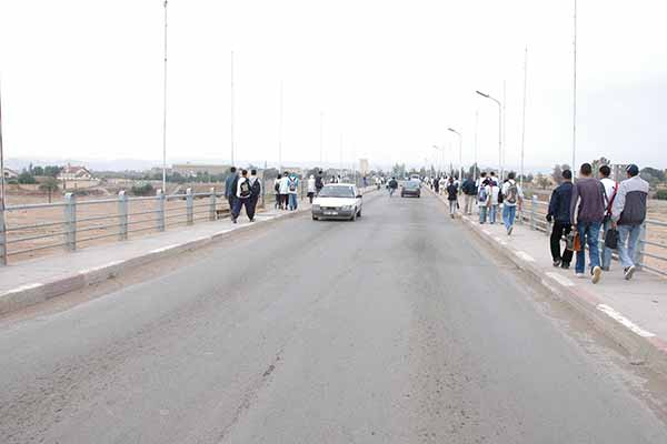 تلاميذ يقطعون 30 كلم للوصول إلى الثانوية بالشّهبونية في المدية