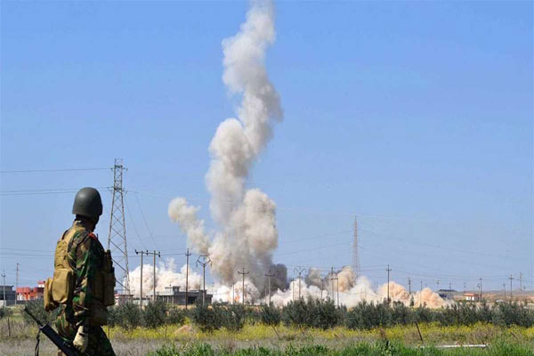 4 انتحاريين يهاجمون معسكرا أمريكيا جنوبي أربيل