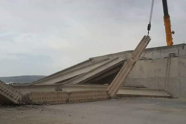 سقوط الجسر العملاق الذي سيربط تبسة بالطريق السيار