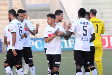 وفاق سطيف استأنف التدريبات أمس