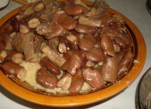 C'est le dernier couscous de l'année , celui qui précède le jour de l'an musulman   Awal Mouharam  ,,,