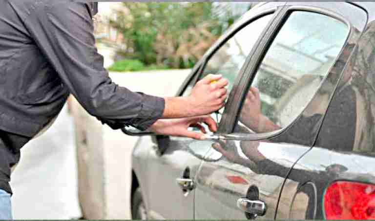 تفكيك شبكة بالجلفة تحترف سرقة المركبات