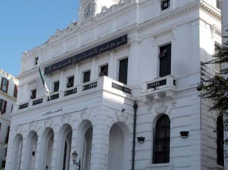 Le silence complice du maire Mohamed Rira