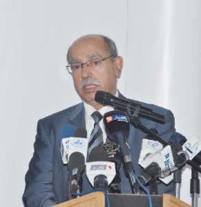 مباركي يفتتح دورة التكوين المهني من عين الدفلى