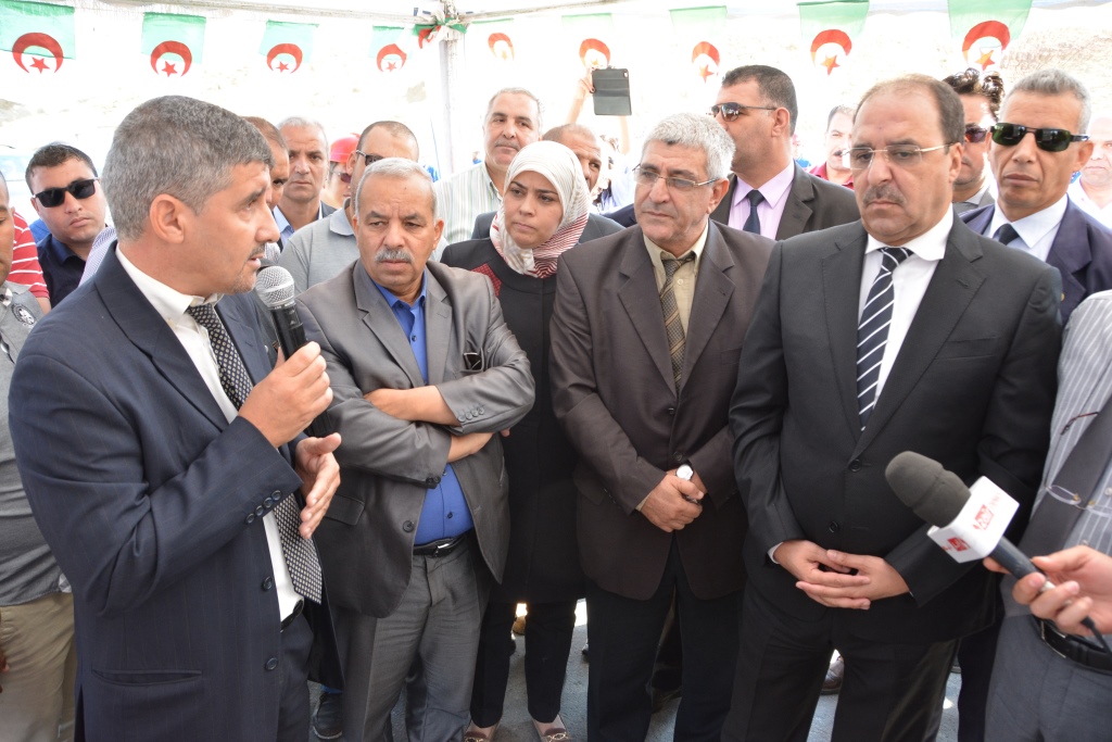 والي المدية يشرف على فتح شطر أمام حركة المرور