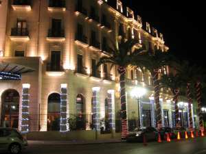 HÔTELS, LIEUX DE MÉMOIRE DE LA VILLE