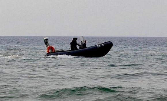 Naufrage d'un sardinier à Ain Témouchent: deux morts et 11 marins secourus