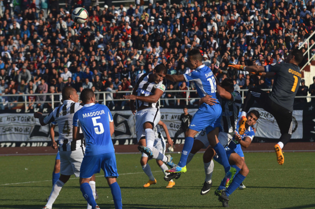 المحترف الثاني: س.غليزان 0-0 ش.سكيكدة ... (الشوط الأول)