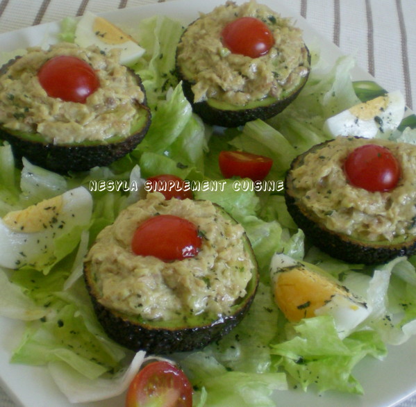 Salade d'avocats farcis au fromage et au thon* Délicieuse entrée pour le Ramadan*