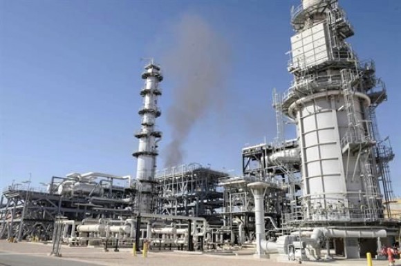 Ouyahia estime nécessaire de réviser la loi sur les hydrocarbures