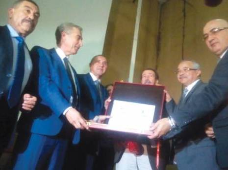 Lounis Aït Menguellet, docteur honoris causa