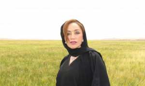 مستغانمي لم تطلب المال.. !