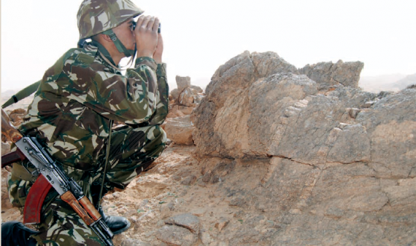 إرهابي يسلم نفسه للسلطات العسكرية بتمنراست