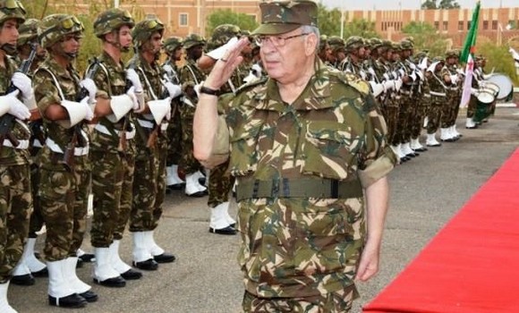 Gaïd Salah en visite de travail dimanche à la 6ème Région militaire à Tamanrasset