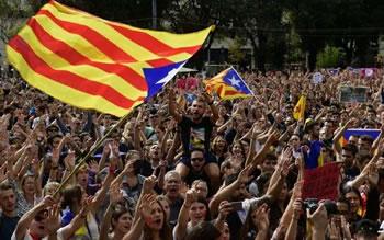 Plusieurs centaines de milliers de manifestants anti-indépendantistes à Barcelone
