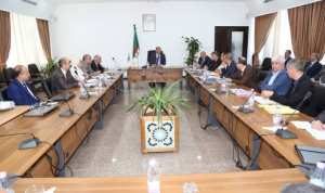 زعلان يحل مشكل توقف أشغال ترامواي مستغانم