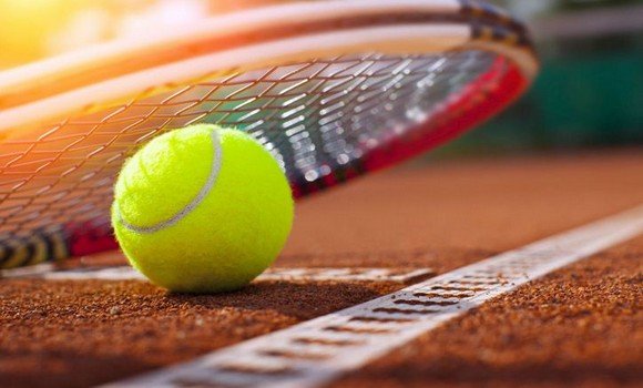 ولد علي يشرف على الانطلاق الرسمي للدورة الدولية للتنس أواسط بمستغانم