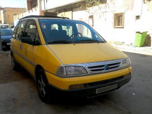 حجز 20 سيارة «بيجو 806» بوثائق مزورة بسطيف