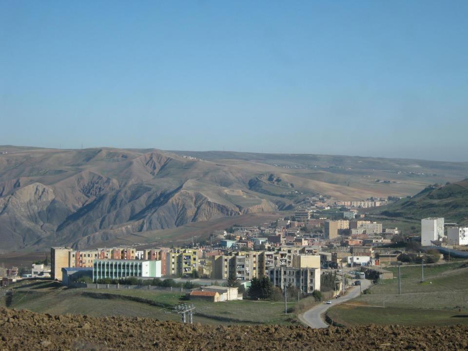 بوحاتم  منطقة متنوعة التشاريس تنظر الزيارة