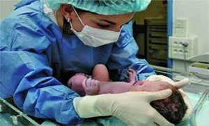 Alors que le taux de natalité est en augmentation: Un tiers des sages-femmes en retraite