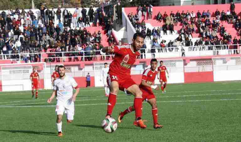 الشلفاوة يطيحون بالرائد السابق ويراقبون سباق المقدمة