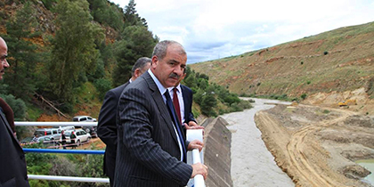 Le ministre des ressources en eau sur les chantiers d'Alger: «Plus de rejets toxiques à la mer dès l'été prochain»