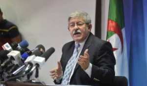 برلمانيون يطالبون أويحي بإرسال لجنة تحقيق لاستقصاء انتشار السرطان في الجلفة