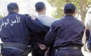 النعامة: توقيف شخصين بحوزتهما سلاح ناري و 74 كلغ من الكيف المعالج