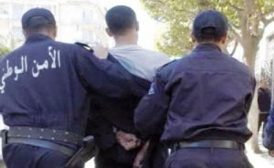 النعامة: توقيف شخصين بحوزتهما سلاح ناري و 74 كلغ من الكيف المعالج