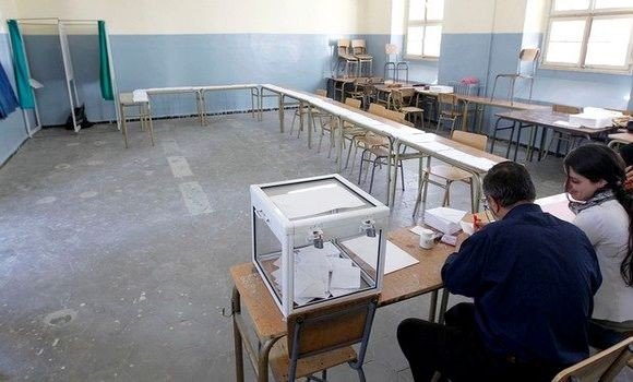 البيض: ضرورة مراجعة العديد من النقاط و الثغراث في قانون الانتخابات