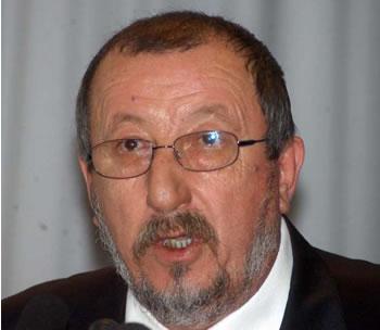 Ugta et patronat soutiennent le président Bouteflika