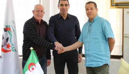 زطشي يمنح الشيخ سعدان البطاقة البيضاء للتدخل في شؤون المنتخب الأول