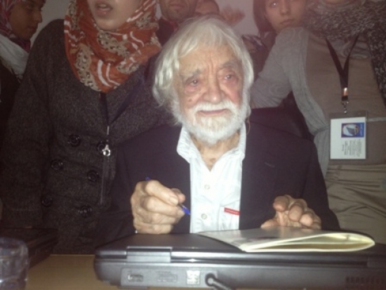 وفاة آندري رافيروي المهندس الذي تأثر بدراسة الهندسة المعمارية لغرداية