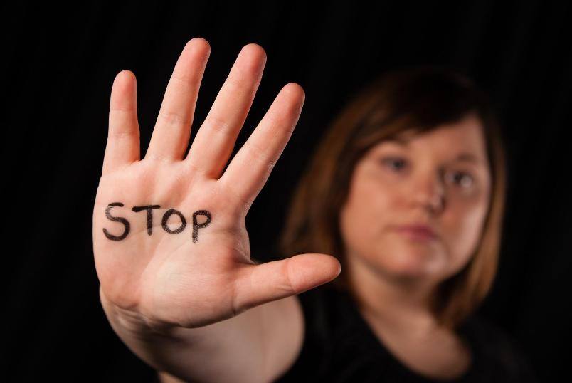 شرطة مونتريال تخصص خطاً هاتفياً للإبلاغ عن حالات الاعتداء الجنسي