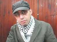 MOHAMED WALID GRINE, AUTEUR DU RECUEIL DE NOUVELLES  LES AUTRES    Je crois qu'on n'écoute pas assez les jeunes chez nous