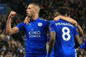 محرز وسليماني يقودان ليستر سيتي سيتي لفوز كبير في كأس الرابطة الإنجليزية